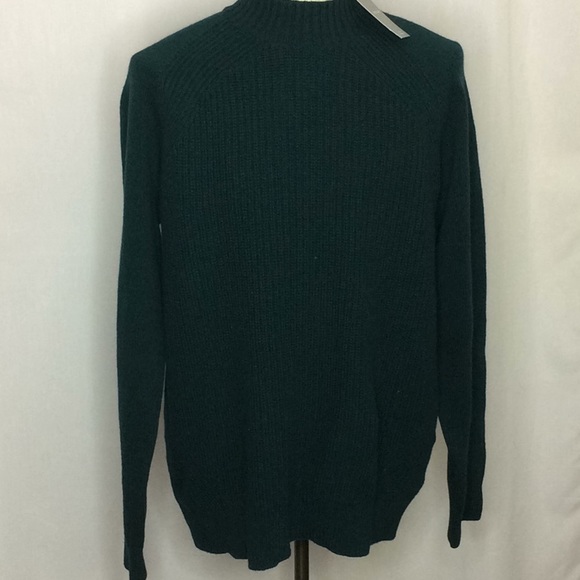 everlane turtleneck mens